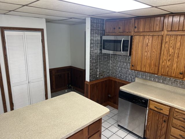 113 4TH Street, Carbon Cliff, IL 61239