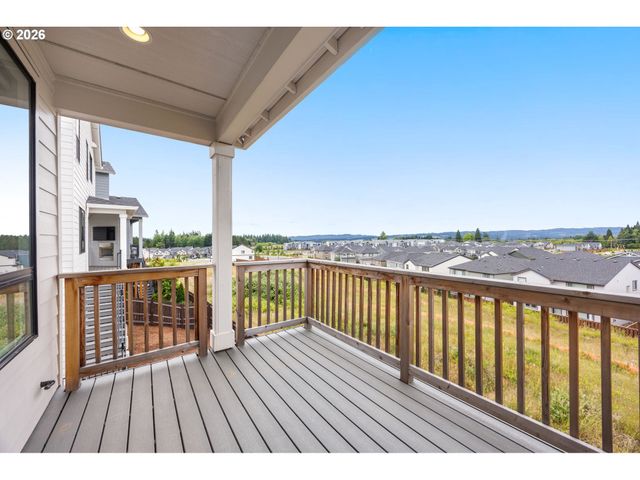 12425 Sw SILVERTIP St, Beaverton, OR 97007