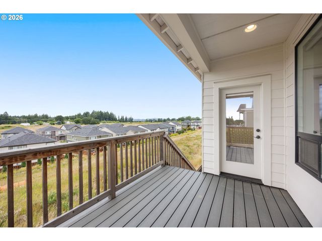 12425 Sw SILVERTIP St, Beaverton, OR 97007