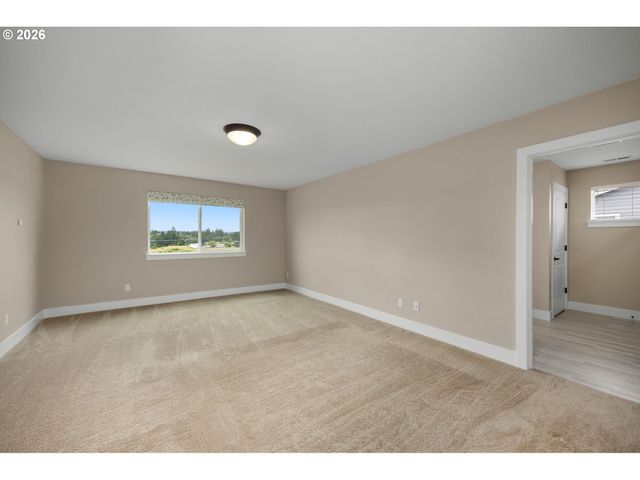 12425 Sw SILVERTIP St, Beaverton, OR 97007