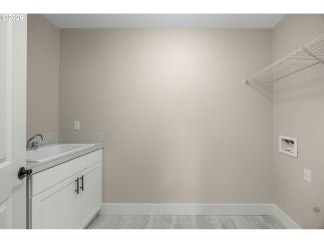 12425 Sw SILVERTIP St, Beaverton, OR 97007