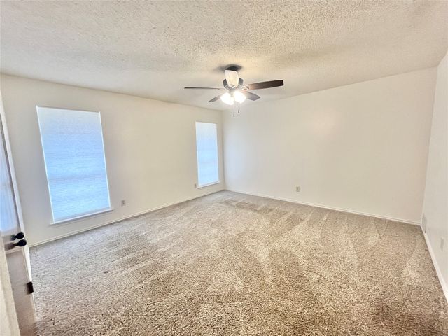 13 Pebblebeach Court, Pantego, TX 76013