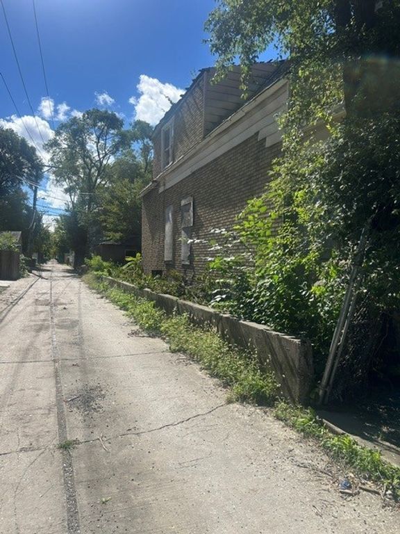 15 W 104th Place, Chicago, IL 60628 — photo 2