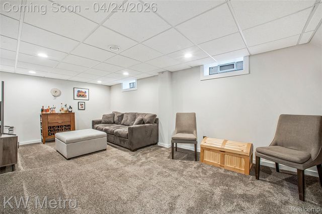 12721 Lincoln Drive, Huntington Woods, MI 48070