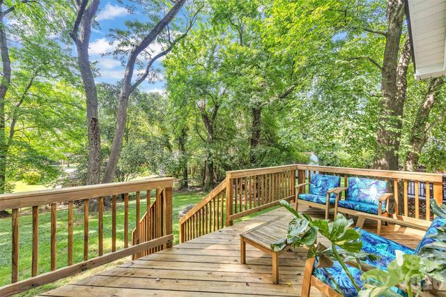 2213 Lanier Avenue, Charlotte, NC 28205