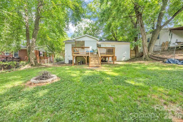 2213 Lanier Avenue, Charlotte, NC 28205