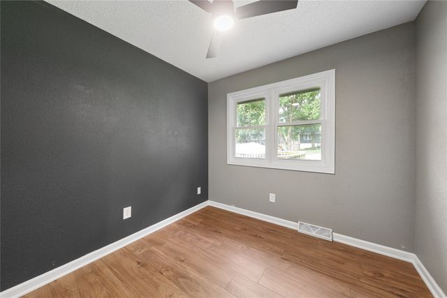 460 S Hickory Boulevard, Pleasant Hill, IA 50327