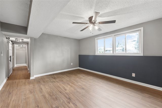 460 S Hickory Boulevard, Pleasant Hill, IA 50327