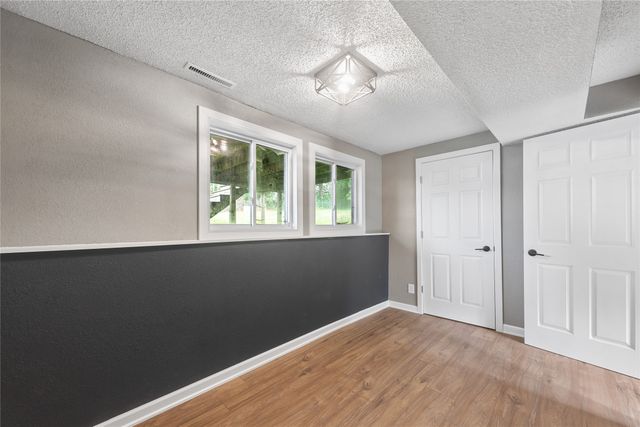 460 S Hickory Boulevard, Pleasant Hill, IA 50327