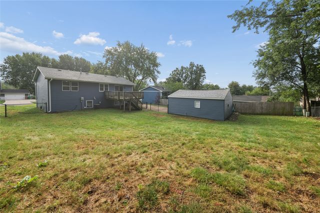 460 S Hickory Boulevard, Pleasant Hill, IA 50327