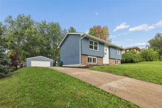 460 S Hickory Boulevard, Pleasant Hill, IA 50327
