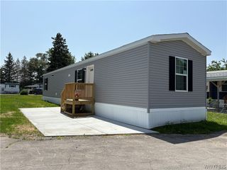 9170 Sheridan Drive 10, Clarence, NY 14031