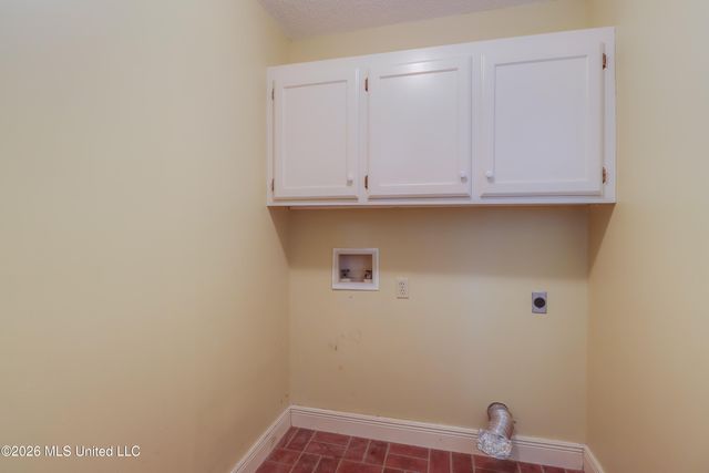 408 Oakwood Drive, Ocean Springs, MS 39564