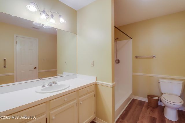 408 Oakwood Drive, Ocean Springs, MS 39564