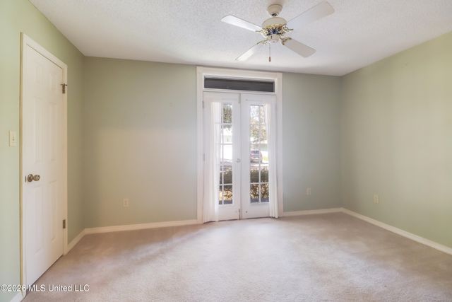 408 Oakwood Drive, Ocean Springs, MS 39564