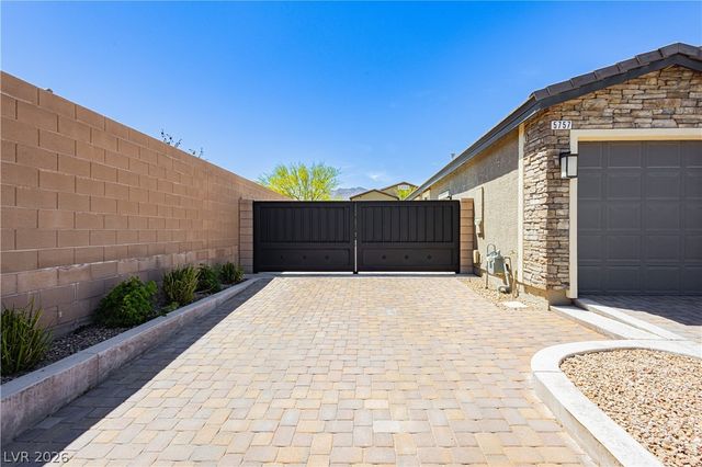 5757 Ireland Ridge Court, Las Vegas, NV 89149