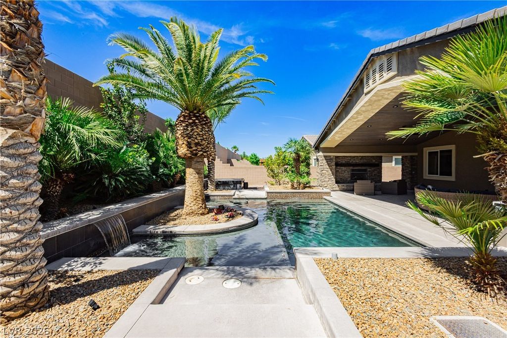 Image 40 of property listing at 5757 Ireland Ridge Court, Las Vegas, NV 89149