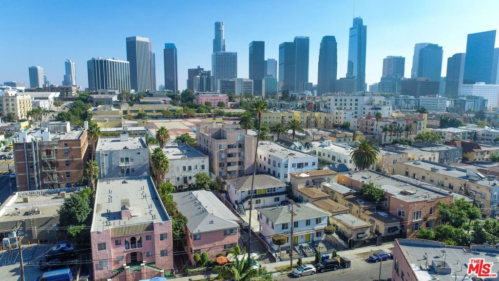 316 Columbia Avenue, Los Angeles, CA 90017 — exterior