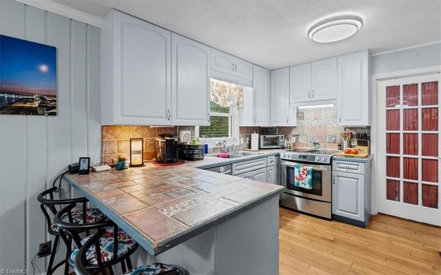 262 Shady Grove Lane, Winston-salem, NC 27107