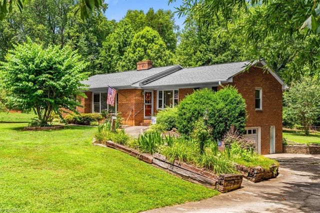 262 Shady Grove Lane, Winston-salem, NC 27107