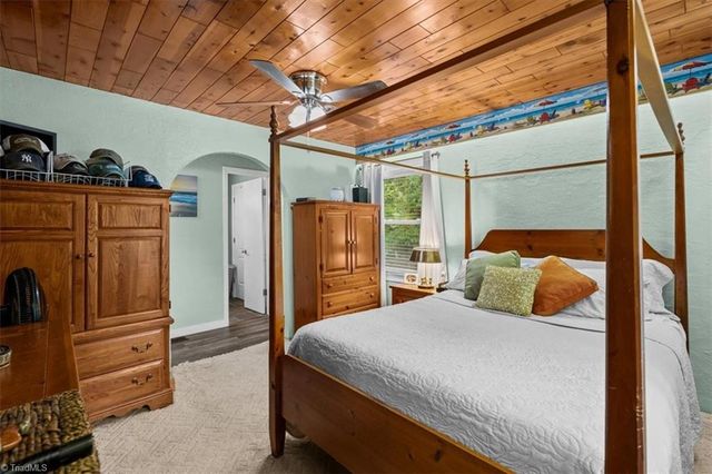 262 Shady Grove Lane, Winston-salem, NC 27107