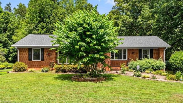 262 Shady Grove Lane, Winston-salem, NC 27107