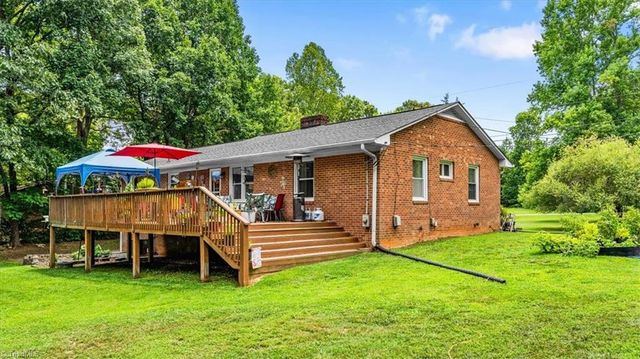 262 Shady Grove Lane, Winston-salem, NC 27107