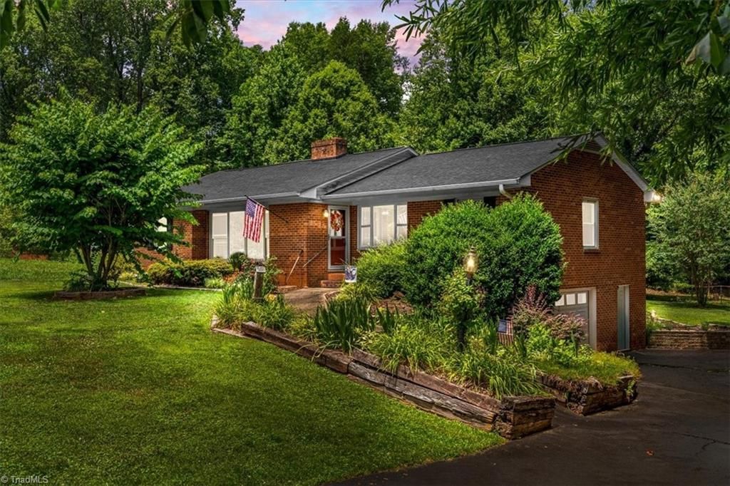 262 Shady Grove Lane, Winston-salem, NC 27107