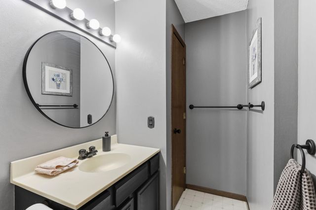 12000 71st Place N, Maple Grove, MN 55369