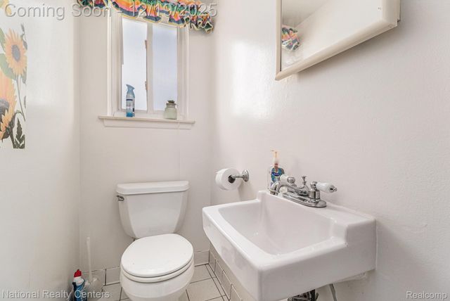 27809 Eastwick Sq., Roseville, MI 48066