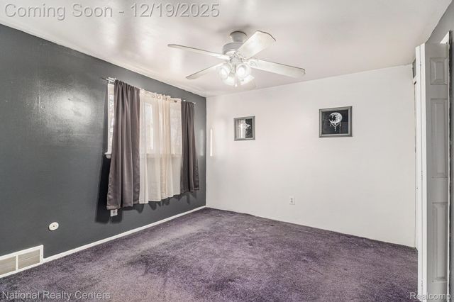 27809 Eastwick Sq., Roseville, MI 48066