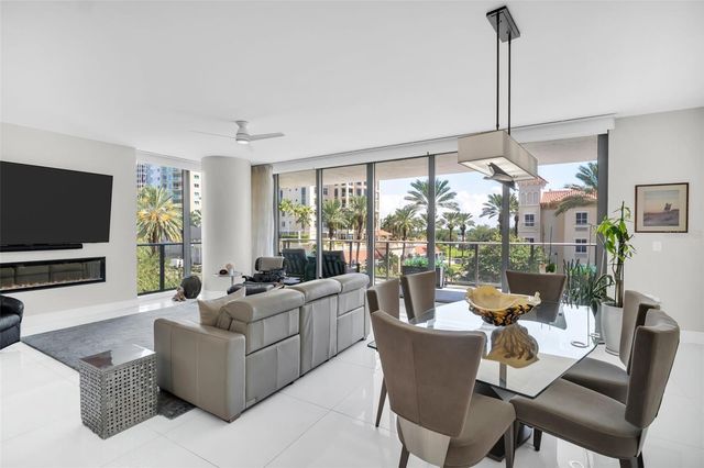 100 1ST AVENUE N 305, St Petersburg, FL 33701