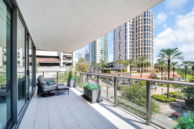 100 1ST AVENUE N 305, St Petersburg, FL 33701
