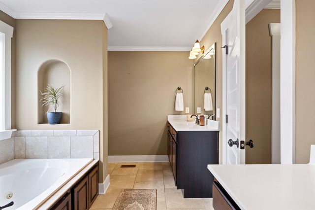 7329 Landlock Drive, Ooltewah, TN 37363