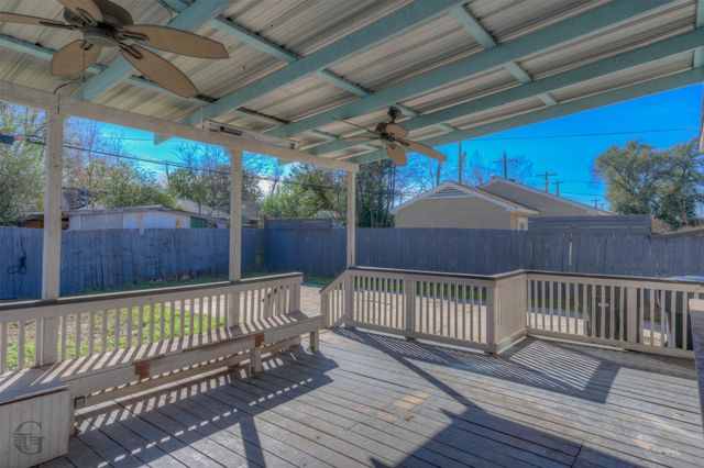 3443 Beverly Place, Shreveport, LA 71105