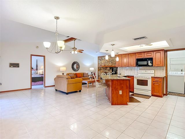 133 CANBY CIRCLE, Spring Hill, FL 34606