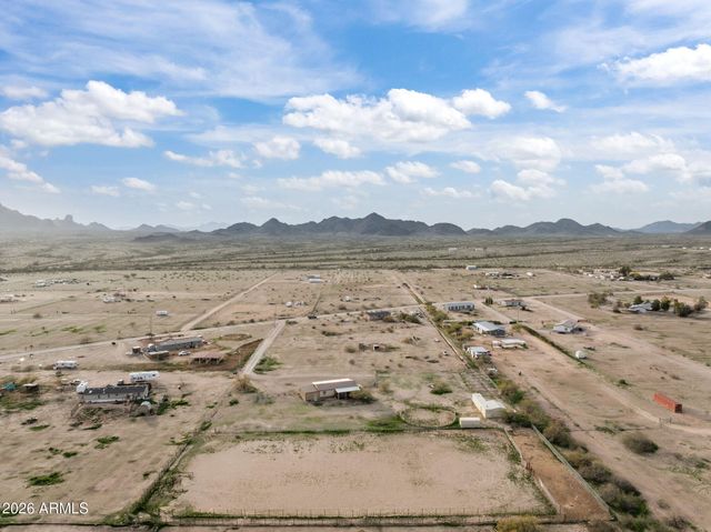 2817 N SADDLE VISTA Road, Tonopah, AZ 85354