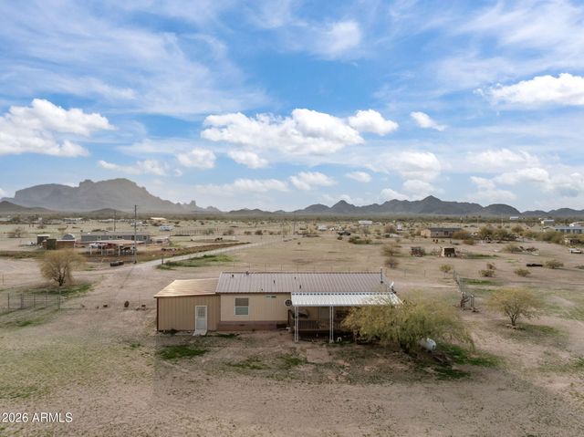 2817 N SADDLE VISTA Road, Tonopah, AZ 85354