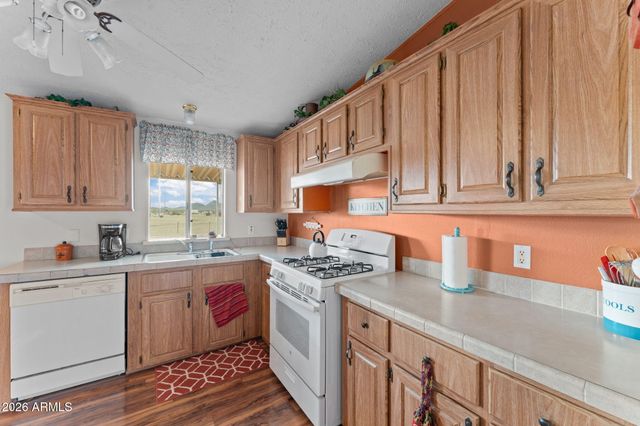 2817 N SADDLE VISTA Road, Tonopah, AZ 85354