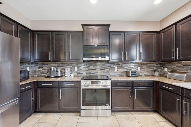 2366 SEQUOIA WAY, Davenport, FL 33896
