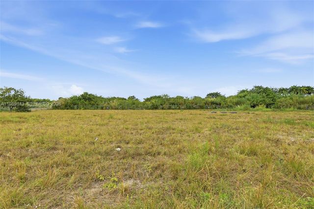 160XX SW 207TH AVE, Miami, FL 33187