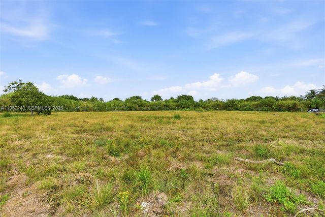 160XX SW 207TH AVE, Miami, FL 33187