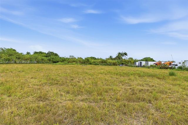 160XX SW 207TH AVE, Miami, FL 33187