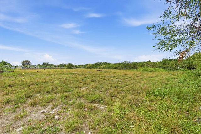 160XX SW 207TH AVE, Miami, FL 33187