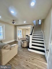 321 UNION AVE, Stratford, NJ 08084