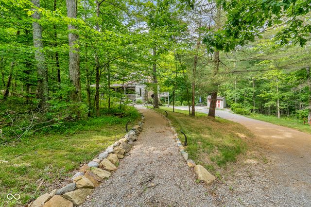 3600 Greenbriar Lane, Nashville, IN 47448