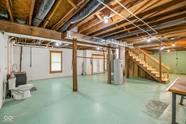 3600 Greenbriar Lane, Nashville, IN 47448
