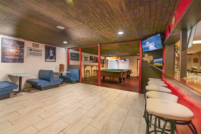 3717 Mccart Avenue, Fort Worth, TX 76110