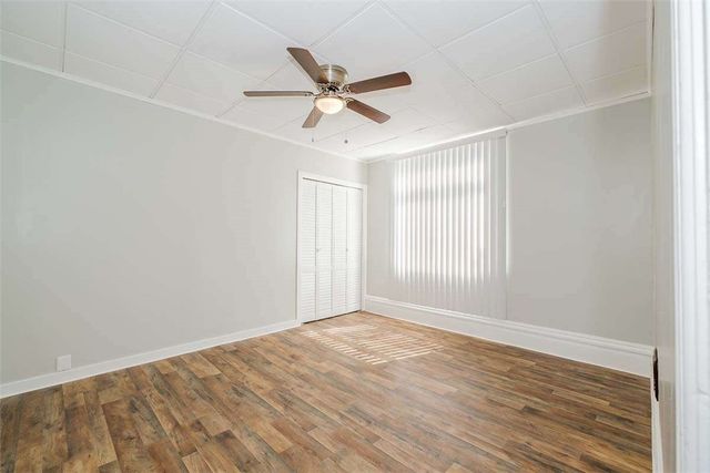 97 Royal St, Spring Hill, PA 15212