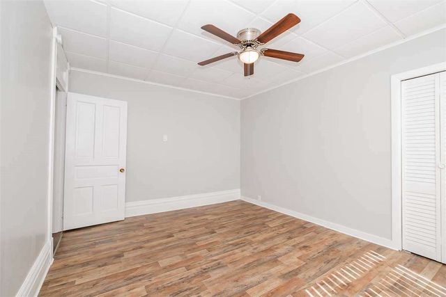 97 Royal St, Spring Hill, PA 15212